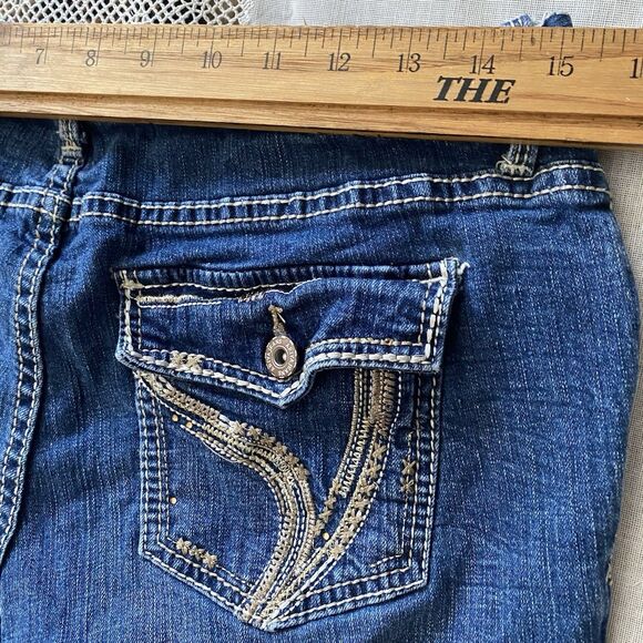 ARIYA Jeans Distressed Stretch Denim Embroidered Flap Pockets Mid Rise 11 12 - Picture 8 of 8